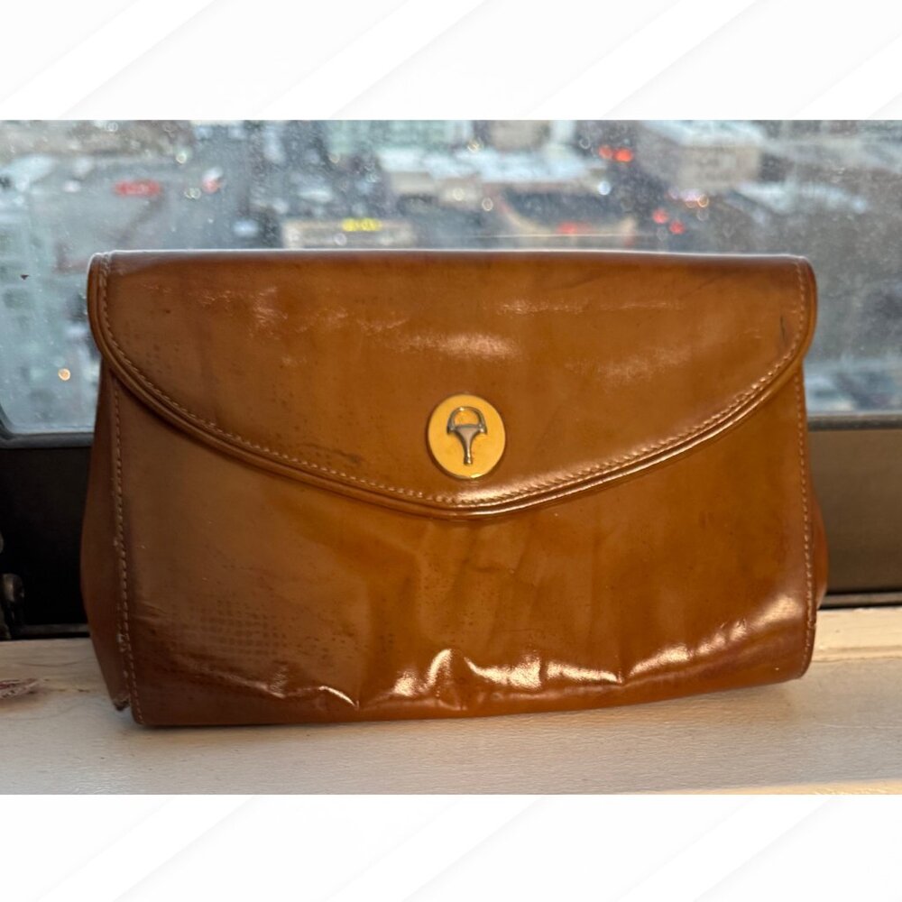 Vintage Gucci Tan Clutch | Gold Horsebit Clasp | Archive